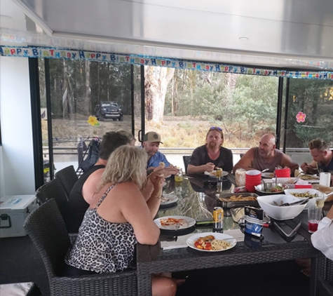 Executive Houseboats - Moama, NSW