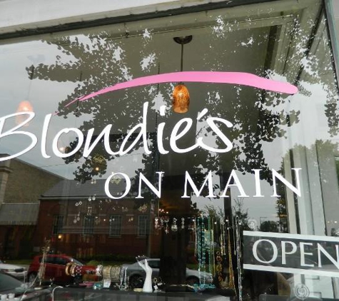 Blondie's On Main - Mechanicsburg, PA