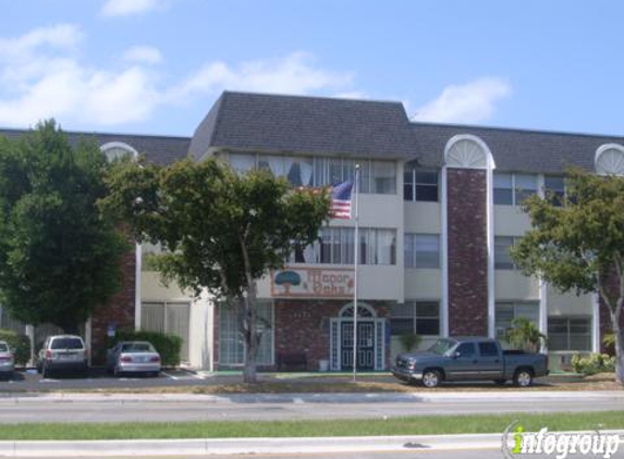 Manor Oaks Nursing & Rehabilitation Center - Fort Lauderdale, FL