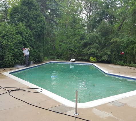 Garys Deck Cleaning - Livonia, MI