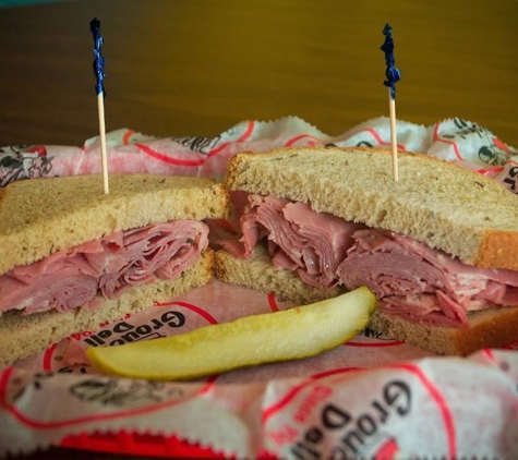 Groucho's Deli - Conway, SC