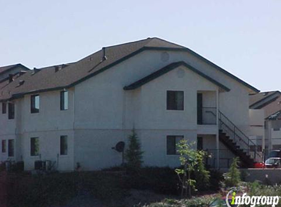 Placer Village Apartments - Placerville, CA