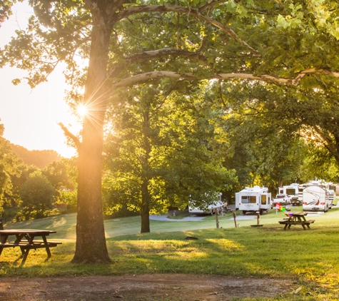 Countryside Campground - Lebanon, TN