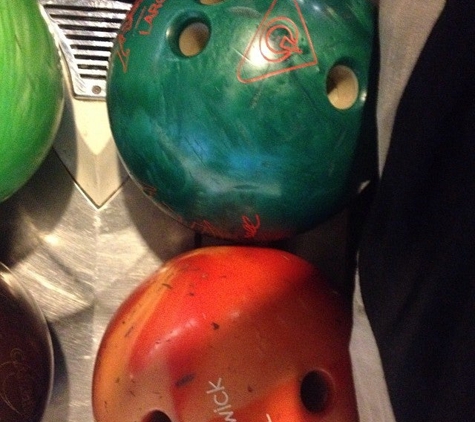 Cal Bowl - Lakewood, CA