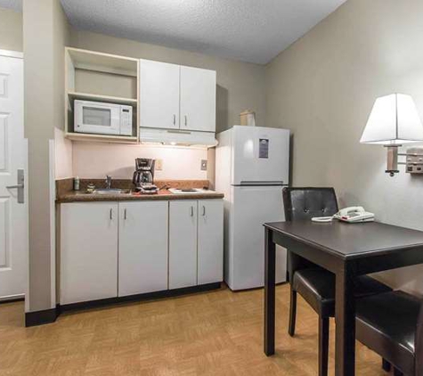 Suburban Extended Stay - Pensacola, FL