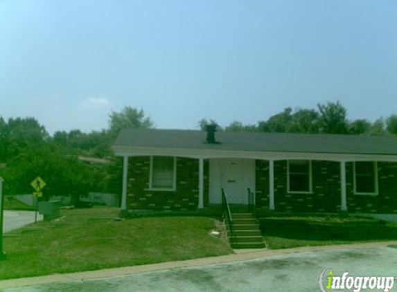 Woodknoll Townhomes - Saint Louis, MO