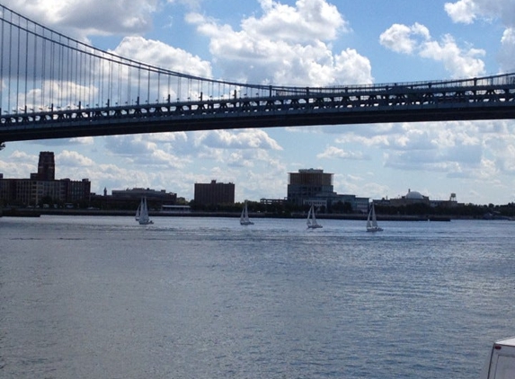 Ben Franklin Yacht - Philadelphia, PA