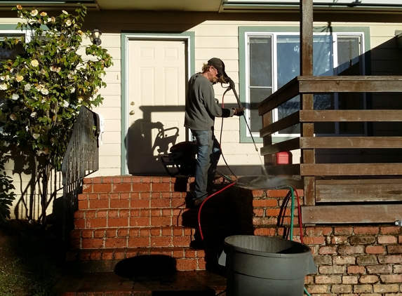 Lifeworks Home & Garden Services - Willits, CA