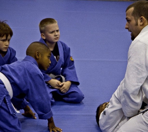 Travis Lutter's Brazilian Academy Jiu-Jutsu - Fort Worth, TX