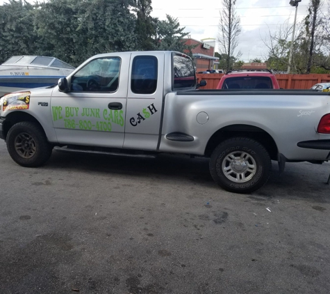 Emelys Towing - Hialeah, FL