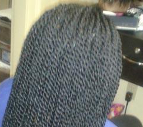 S&Y AFRICAN HAIR BRAIDING - Waterbury, CT