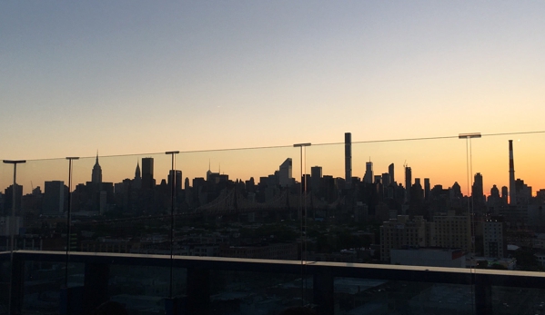 Vista Ballroom & Sky Lounge - Long Island City, NY