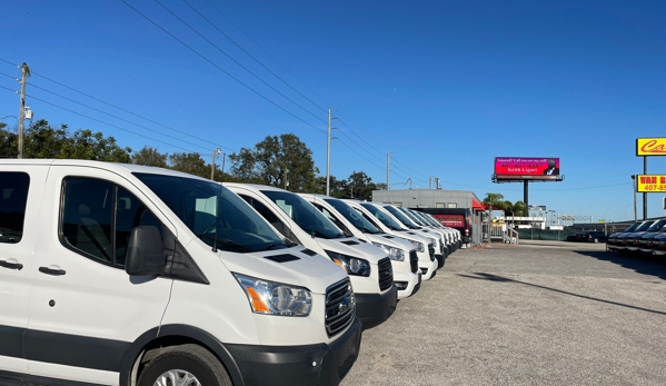 Carl's Van Rental - Orlando, FL