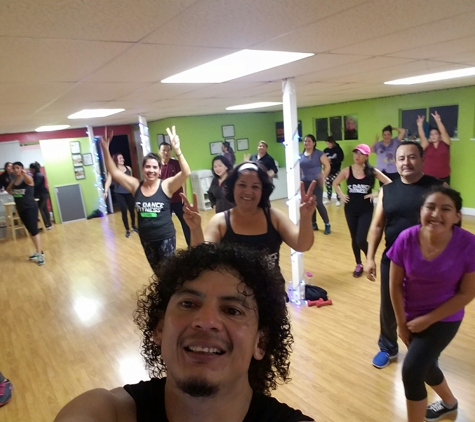 JC Dance Fitness #comogozas - El Monte, CA