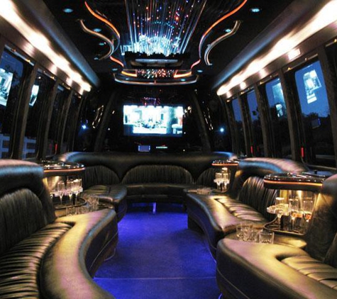 Temecula Limo Service - Temecula, CA. Temecula Limo Service in Temecula, CA P - (951) 252-2033