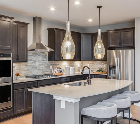 Beacon Pointe by Pulte Homes - CLOSED (Visit Village at Beacon Pointe by Pulte Homes) - Shelby Township, MI