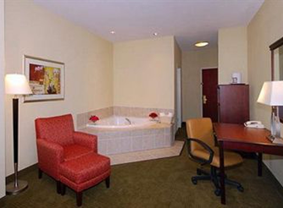 Comfort Suites Dayton-Wright Patterson - Dayton, OH