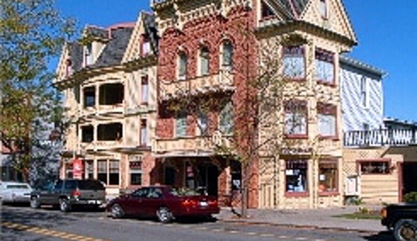 Wyalusing Hotel - Wyalusing, PA