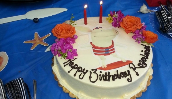 Culinary Delight Catering - Los Angeles, CA. Small kiddie birthday cake