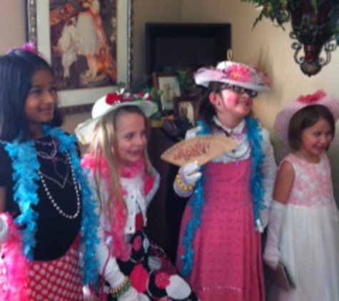 Little Ladies and Lace Tea Parlor - Holts Summit, MO