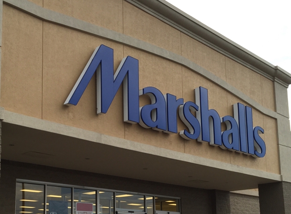 Marshalls - Hiram, GA. Entrance