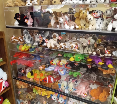 Treasure Trove Collectibles - Dayton, OH. Huge selection of Ty beanies, plushies, & Squish!!