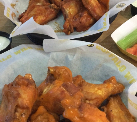 Buffalo Wild Wings - Pembroke Pines, FL