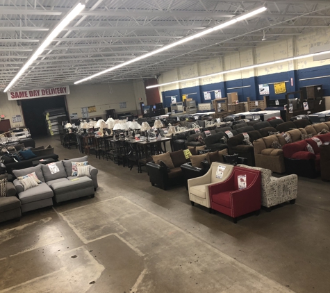 American Freight Furniture, Mattress, Appliance - Milwaukee, WI