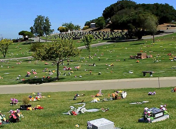 Lone Tree Cemetery - Hayward, CA