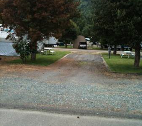 River Bend RV Park - Winston, OR