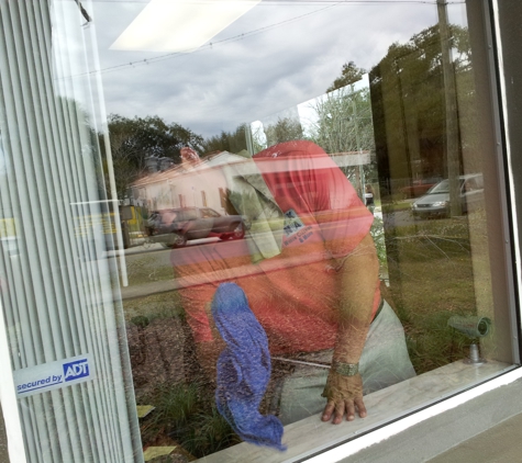OKNA Window Cleaning & More - Holyoke, MA