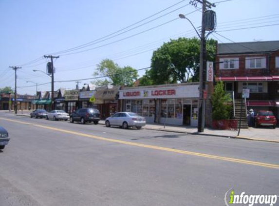 Moon Star Chinese Takeout Rest - Flushing, NY