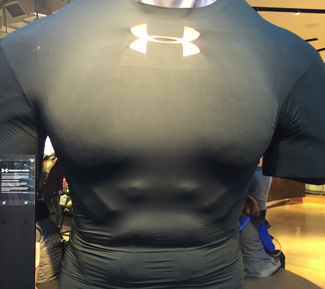 Under Armour Brand House - Chicago, IL