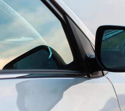 Centreline Smash Repairs Pty Ltd - Revesby, NSW