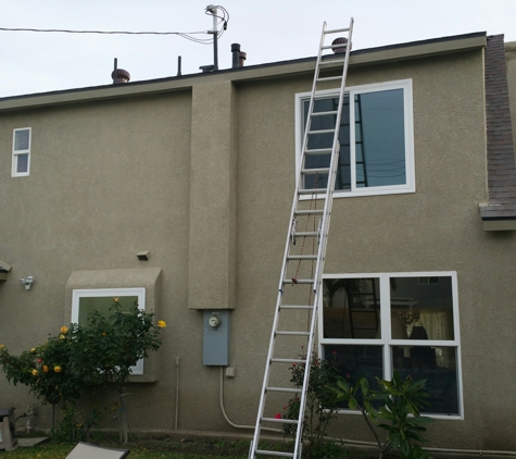 Raindrop Gutters & Patios - Moreno Valley, CA. Before