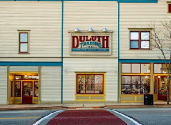 Duluth Trading Company Flagship Store - Mount Horeb, WI