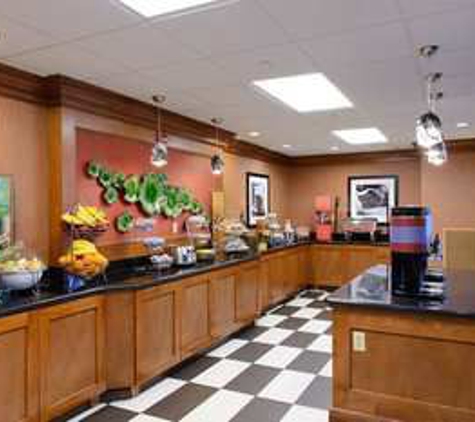 Hampton Inn & Suites Frederick-Fort Detrick - Frederick, MD