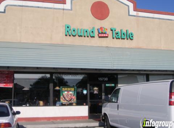 Round Table Pizza - Bellflower, CA