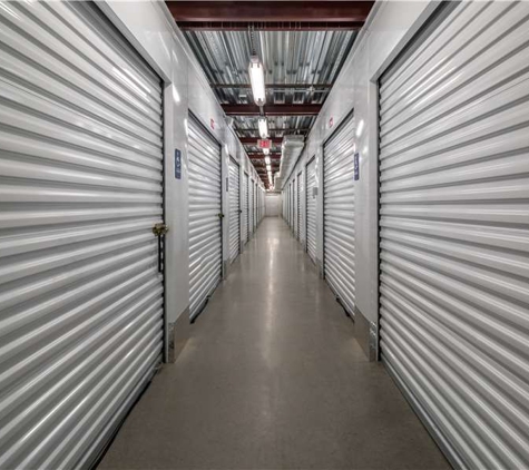 Extra Space Storage - Huntersville, NC