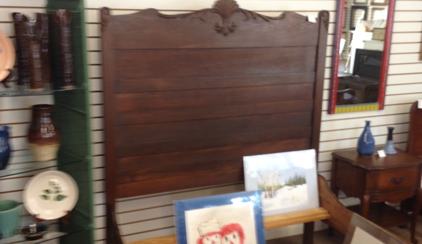 Gold's Art & Frame Shop - Lumberton, NC