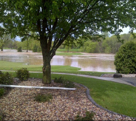 Oshkosh Country Club - Oshkosh, WI