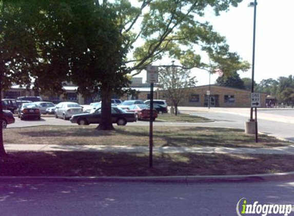 Todd Hall Elem School - Lincolnwood, IL