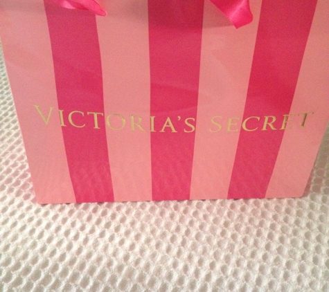 Victoria's Secret & PINK by Victoria's Secret - Miami Beach, FL