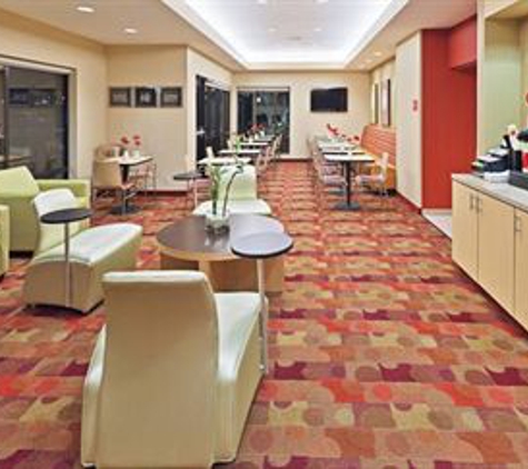 TownePlace Suites Tulsa North/Owasso - Owasso, OK