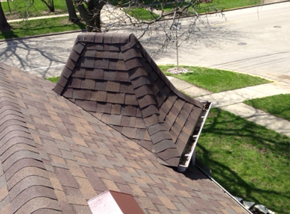 Shenberg Construction - Morris, IL. Reshingle we did