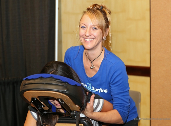 Muscle Surfing - Albuquerque, NM. Tavia Schwartz, LMT
Chair Massage