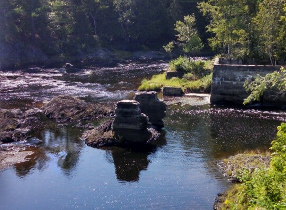 Sams River Cafe - Island Falls, ME