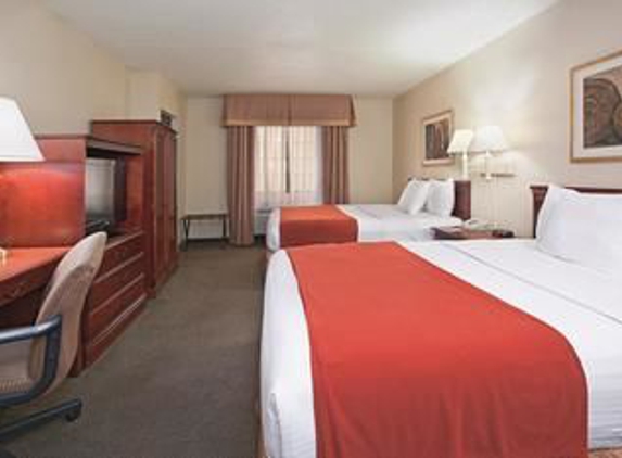 Baymont Inn & Suites - Rock Springs, WY