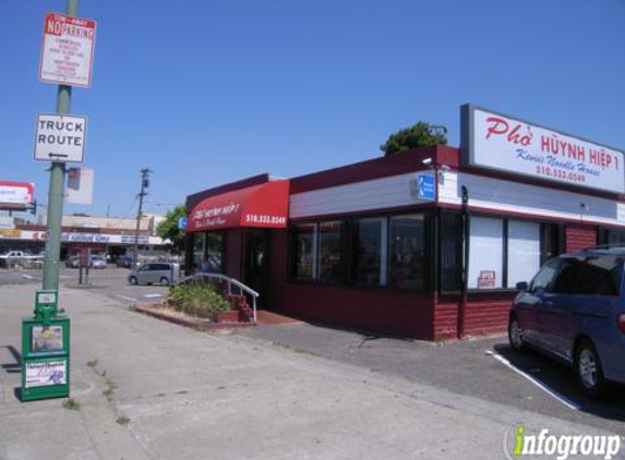 Pho Huynh Hiep Restaurant - Oakland, CA