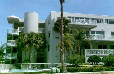Chart House Suites On Clearwater Bay 850 Bayway Blvd ...